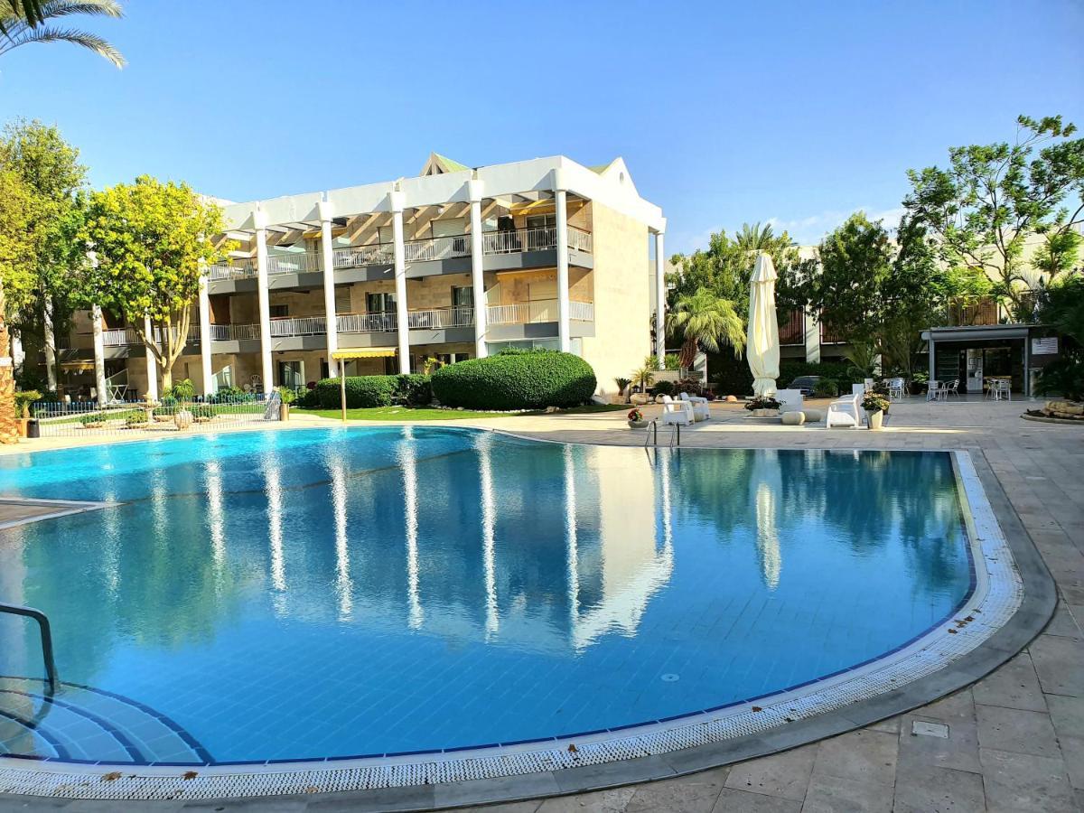 Barak Royal Suites Vip 46 - חמש דקות מהים ומהטיילת Eilat Buitenkant foto